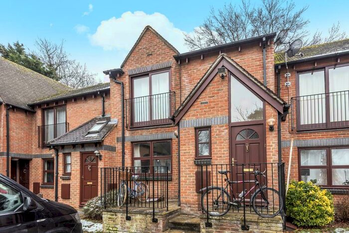 1 Bedroom Apartment To Rent In Green Ridges, Headington, OX3