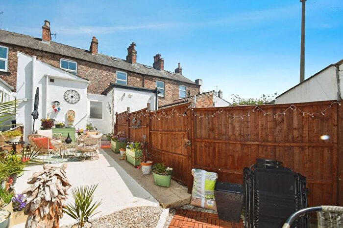 2 Bedroom Terraced House For Sale In Ure Bank Top, Ripon, HG4