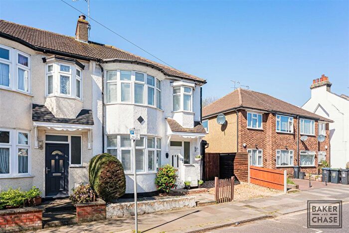 3 Bedroom End Terrace House For Sale In Burleigh Road, Enfield, EN1