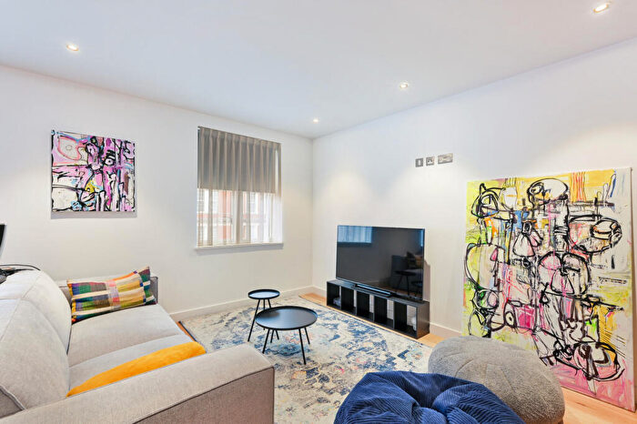 1 Bedroom Apartment For Sale In Islington Square, London, N1
