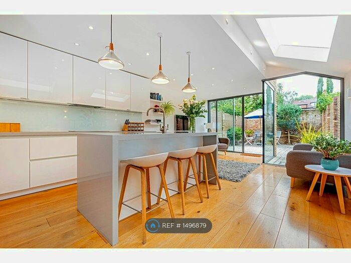 3 Bedroom Terraced House To Rent In Duke Road Chiswick, London, W4