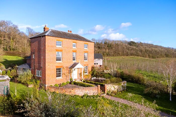 6 Bedroom Detached House To Rent In Bosbury, Ledbury, HR8