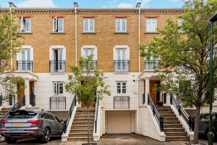 4 Bedroom Town House To Rent In Denton Road, Twickenham, TW1