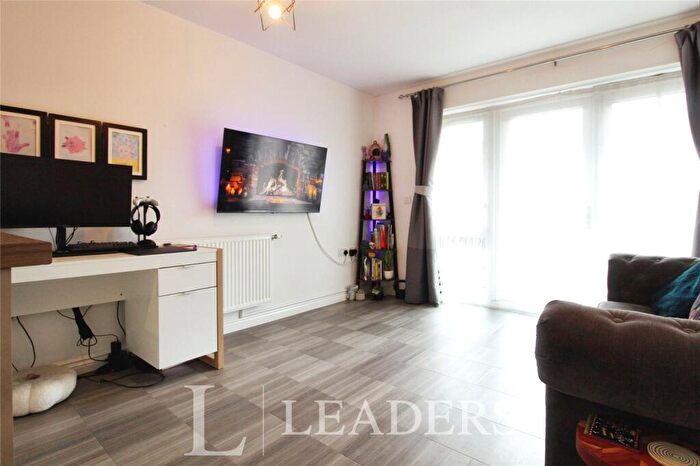 1 Bedroom Apartment For Sale In Blanchard Avenue, Gosport, Hampshire, PO13