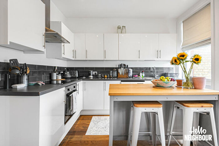 2 Bedroom Apartment To Rent In Salisbury Mansions, Saint Ann's Road, London, N15