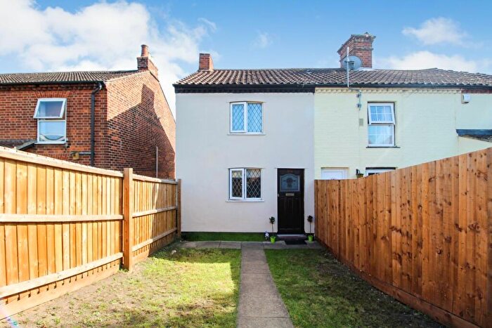 2 Bedroom End Of Terrace House To Rent In Bedford Road, Kempston, Bedford, MK42