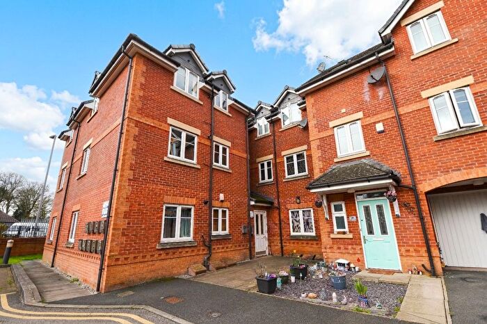 2 Bedroom Flat For Sale In Verdant Lane, Eccles, M30