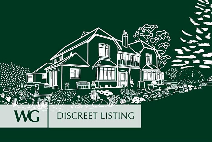 4 Bedroom Detached House For Sale In Exton, Devon, EX3