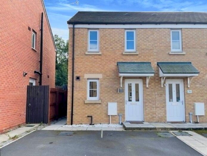 2 Bedroom Property To Rent In Ffordd Cadfan, Bridgend, CF31