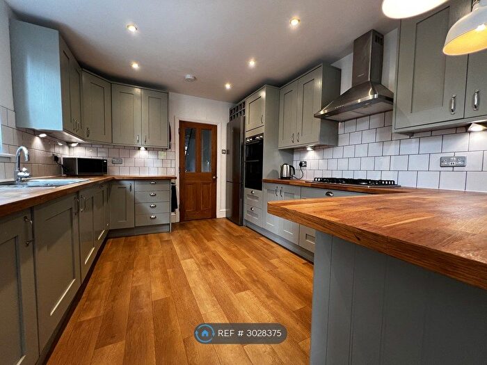 5 Bedroom Terraced House To Rent In Atherley Road, Southampton, SO15