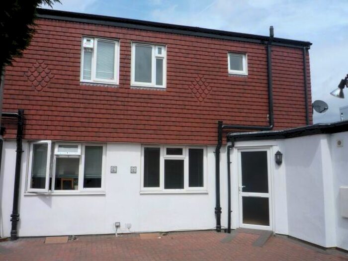 1 Bedroom Terraced House To Rent In Clarendon Road, Croydon, CR0