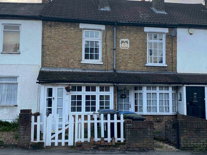 2 Bedroom Terraced House To Rent In Pinner Road, Watford, WD19