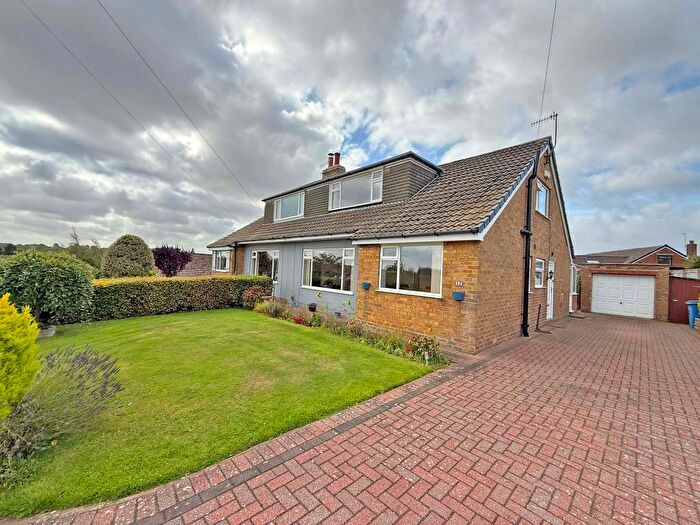 3 Bedroom Semi-Detached Bungalow For Sale In Ridge Green, Scalby, YO13