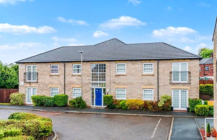 2 Bedroom Flat To Rent In Redfield Croft, Leigh, WN7