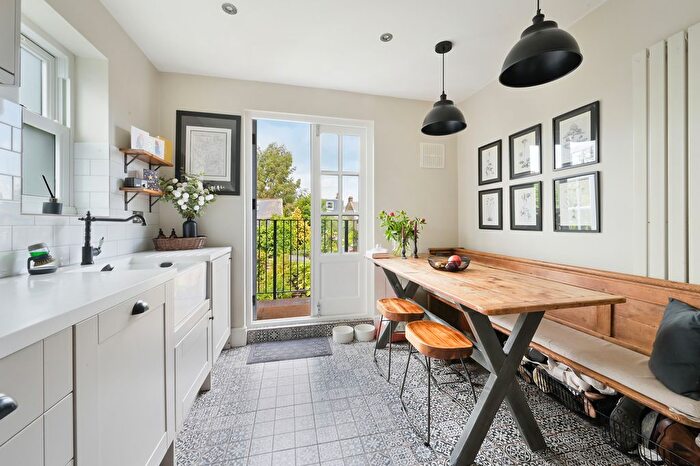 3 Bedroom Property To Rent In Latimer Road, SW19