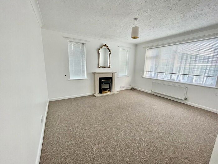 2 Bedroom Detached Bungalow For Sale In Manor Drive, Holbeach, PE12