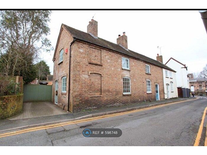 1 Bedroom Terraced House To Rent In Station Road, Telford, TF7