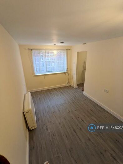 Studio To Rent In Longhurst Close, Leicester, LE4