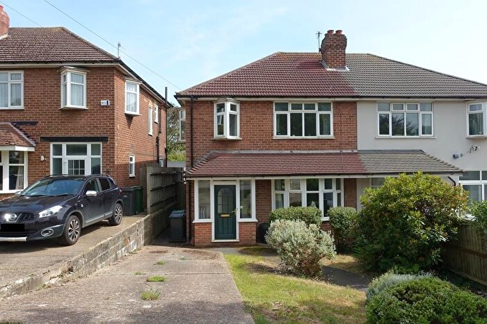 3 Bedroom Semi-detached House For Sale In Old Harrow Road, St Leonards-On-Sea, TN37