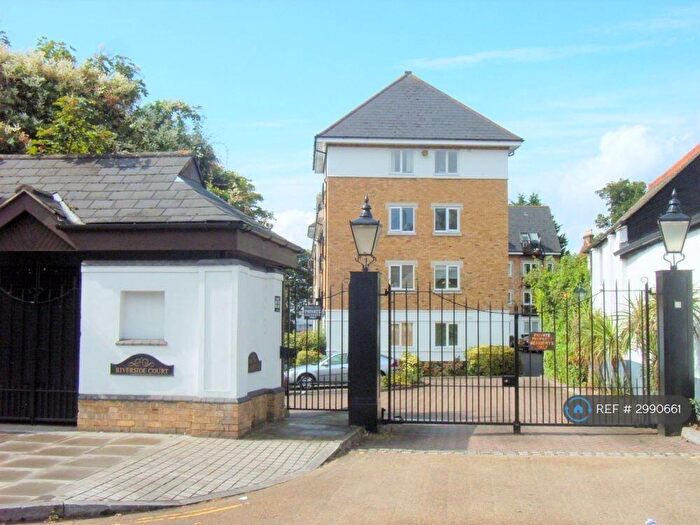 1 Bedroom Flat To Rent In Riverside Court, London, SE3