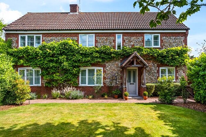 4 Bedroom Detached House For Sale In Norwich Road, Edgefield, NR24