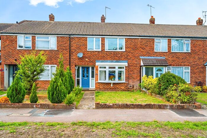 3 Bedroom Terraced House For Sale In Linden Lea, Watford, WD25
