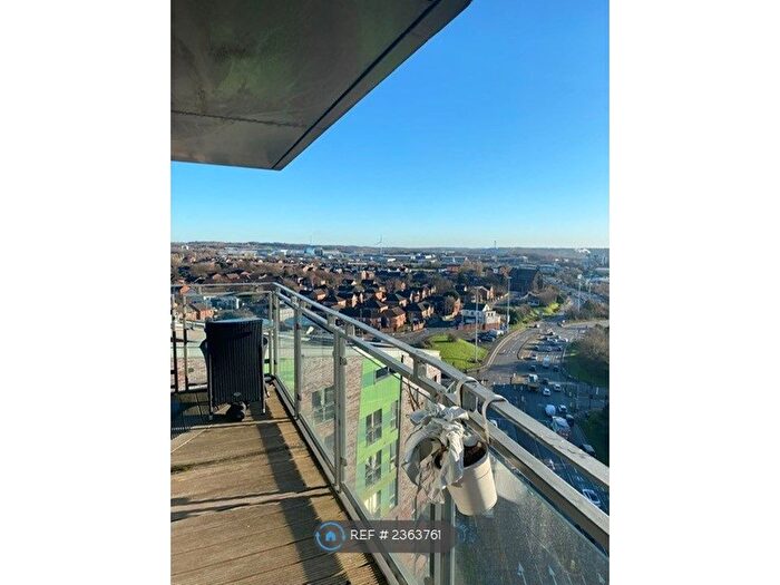 2 Bedroom Flat To Rent In Cross Green Lane, Leeds, LS9