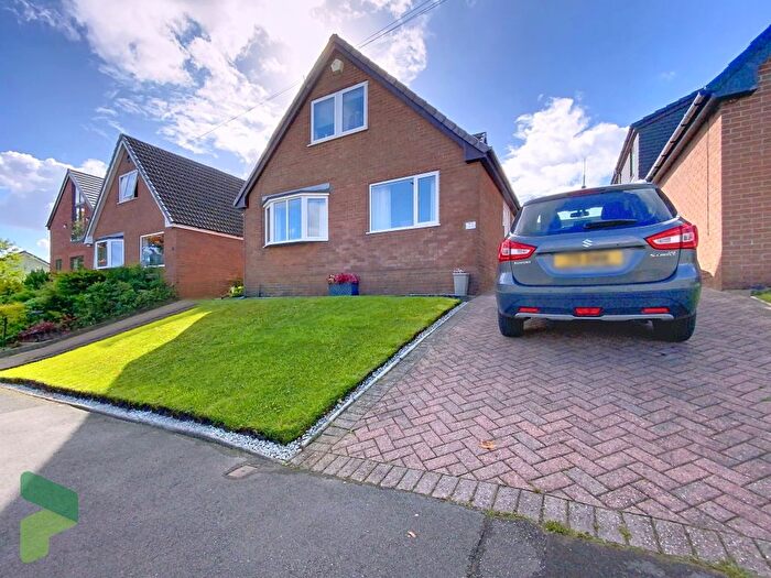 3 Bedroom Detached House For Sale In Hoddlesden Road, Hoddlesden, Darwen, BB3