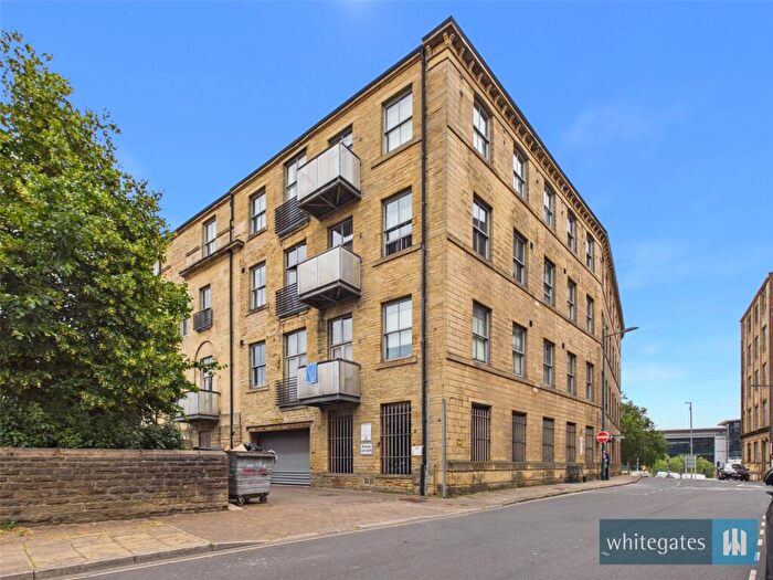1 Bedroom Apartment To Rent In Treadwell Mills, Upper Park Gate, Bradford, West Yorkshire, BD1
