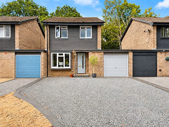 3 Bedroom Detached House For Sale In Ruscombe Gardens, Datchet, SL3