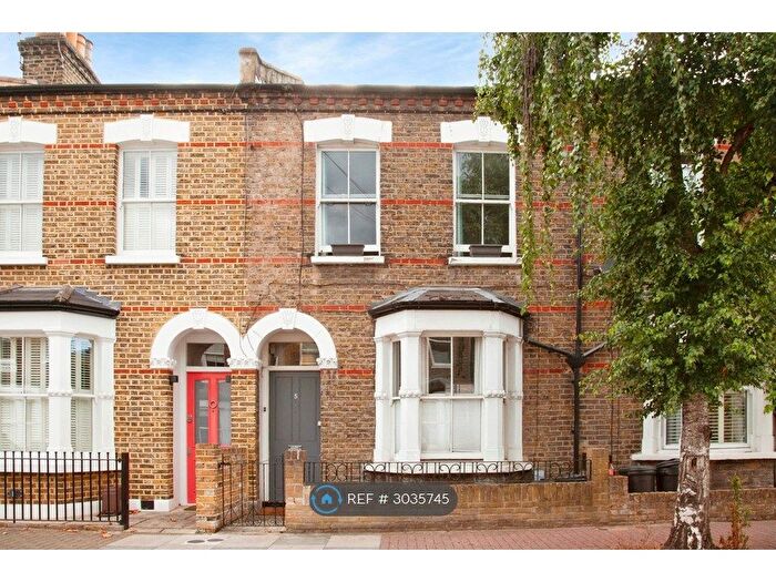 2 Bedroom Terraced House To Rent In Sudlow Road, London, SW18