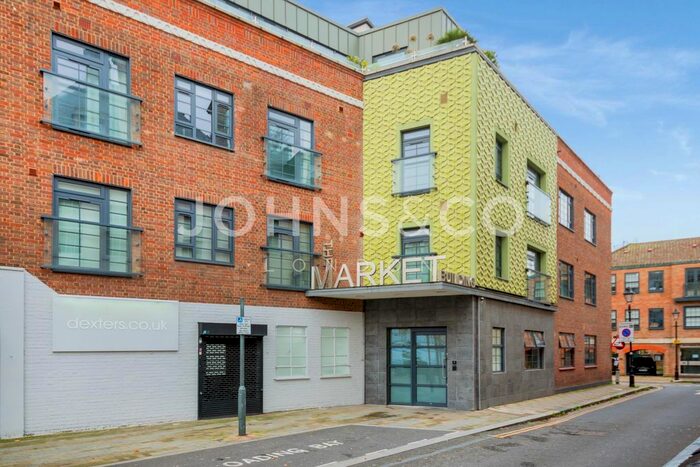 1 Bedroom Flat For Sale In Market Place, Brentford, TW8