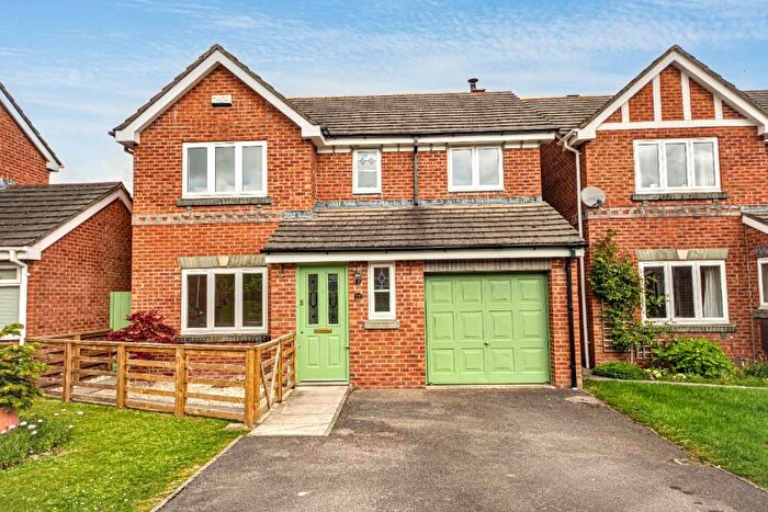 4 Bedroom Detached House For Sale In Fell Road, Westbury, Wiltshire, BA13