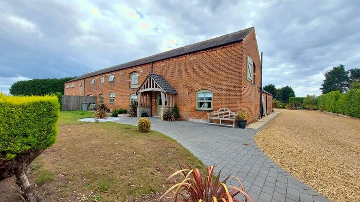 6 Bedroom Barn Conversion For Sale In Fen Road, Rippingale, Bourne, PE10