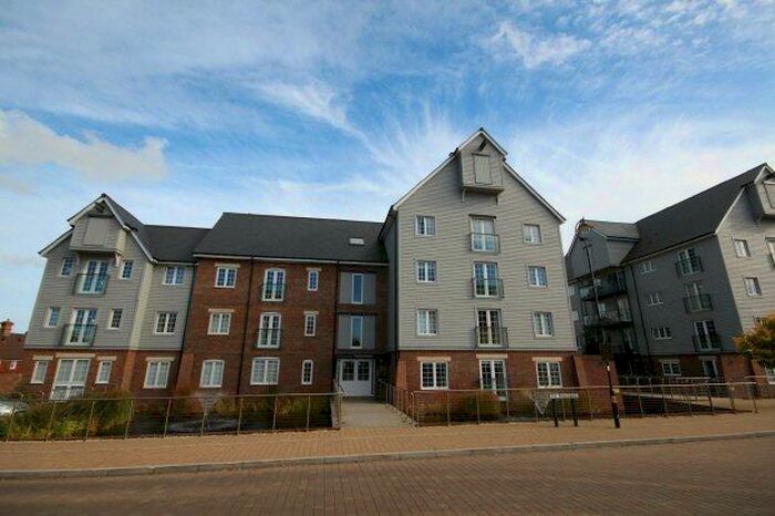 2 Bedroom Flat To Rent In The Mill, Highwood, RH12
