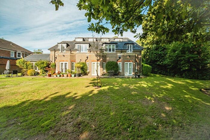 2 Bedroom Apartment For Sale In St Georges Lane, Ascot, SL5