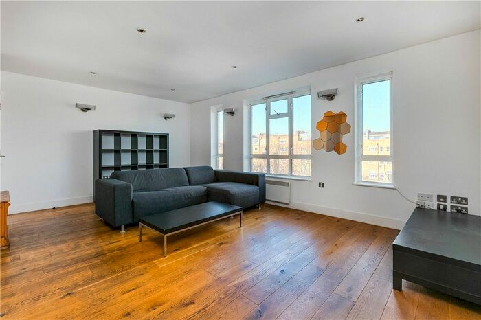 2 Bedroom Flat To Rent In Cromwell Road, Kensington, London, SW5