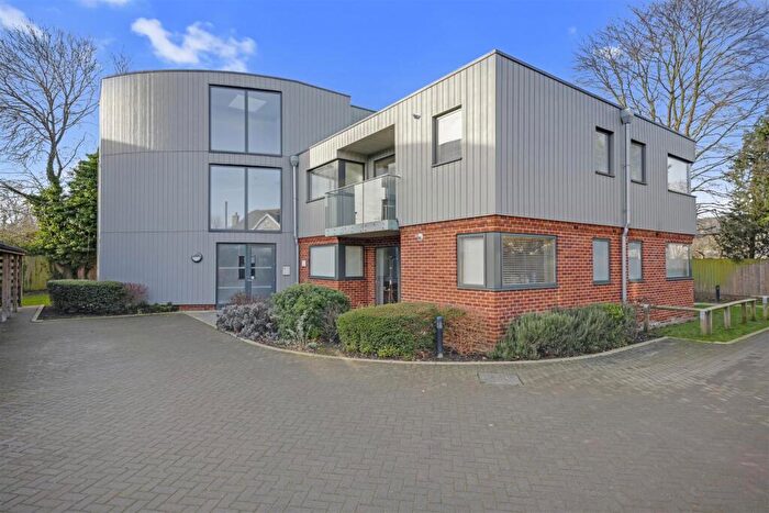 1 Bedroom Flat To Rent In Greengates Court, Histon Road, Cambridge, CB4