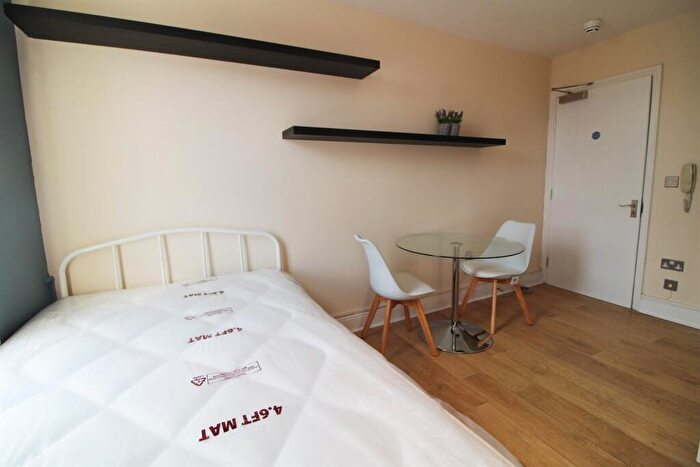 Studio To Rent In Friar Street, Reading, RG1