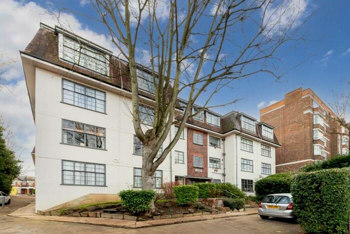 1 Bedroom Flat To Rent In Colney Hatch Lane, London, N10