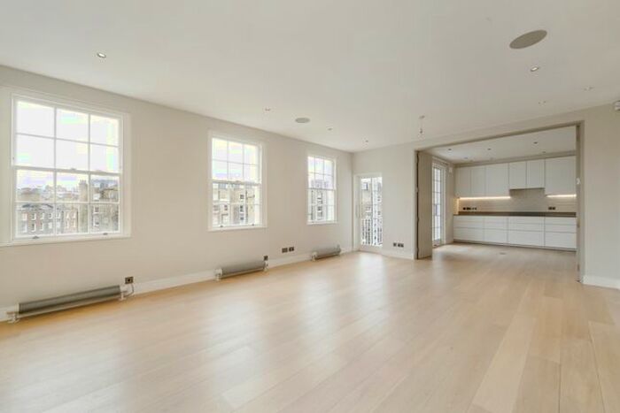 3 Bedroom Flat To Rent In Eaton Place, London, SW1X
