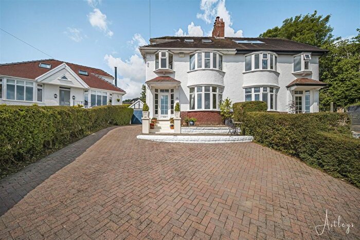 4 Bedroom Semi-detached House For Sale In Long Acre Gardens, Mayals, Swansea, SA3