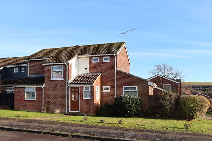 3 Bedroom Detached House For Sale In Redwing Road, Clanfield, PO8