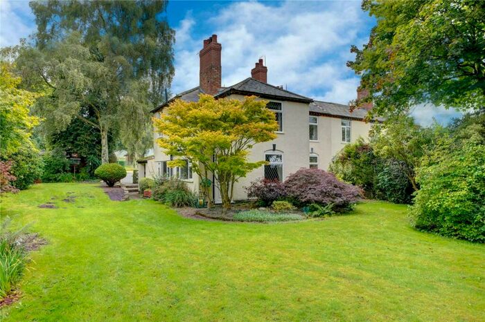 3 Bedroom End Of Terrace House For Sale In Stoney Lane, Tardebigge, Bromsgrove, Worcestershire, B60