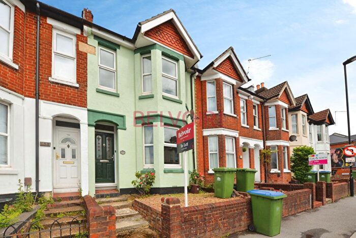 2 Bedroom Terraced House To Rent In Romsey Road, Shirley, Southampton, SO16