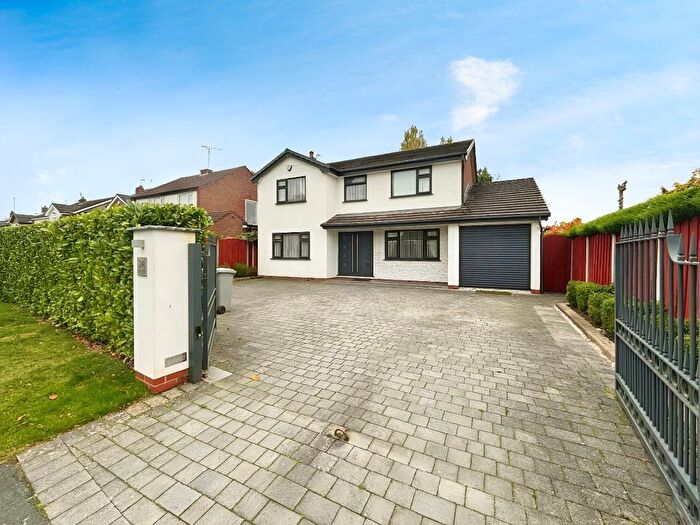 4 Bedroom Detached House To Rent In Tanyard Drive, Hale Barns, Altrincham, WA15