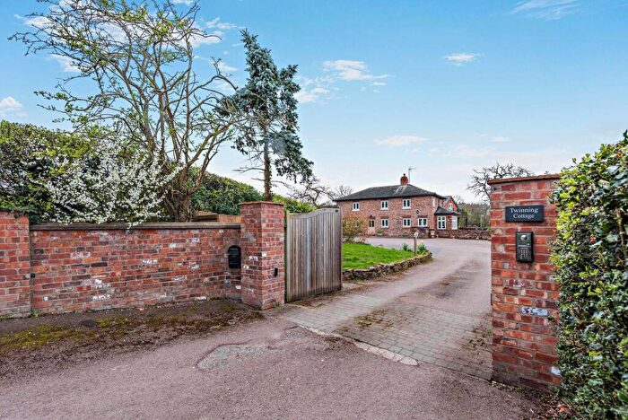 7 Bedroom House For Sale In Erbistock, Wrexham, LL13