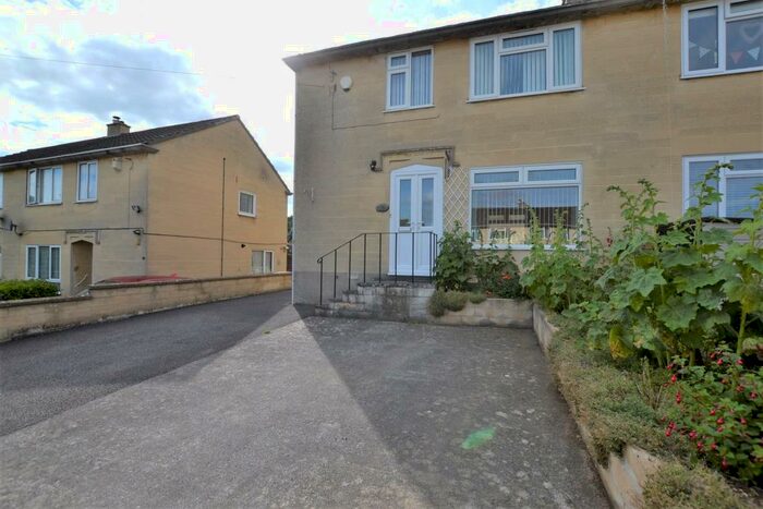 3 Bedroom Semi-Detached House To Rent In Vernslade, Bath, BA1