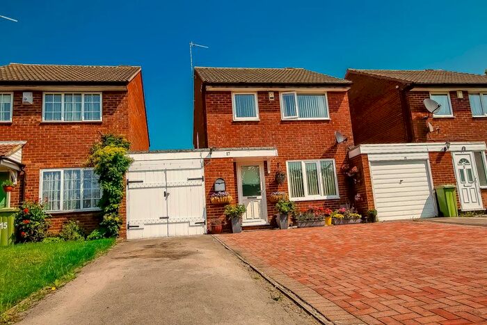 3 Bedroom Link Detached House To Rent In Bishopstone, Bradville, Milton Keynes, MK13