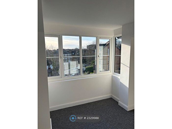 Studio To Rent In Orchard Grove, London, SE20